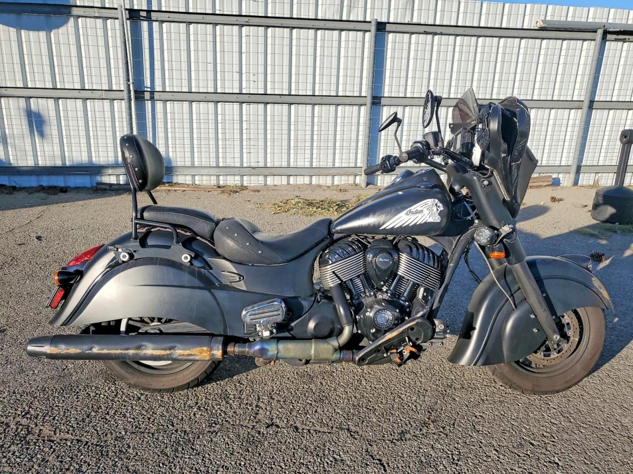 2019 Indian Motorcycle Co. Chief Dark Horse