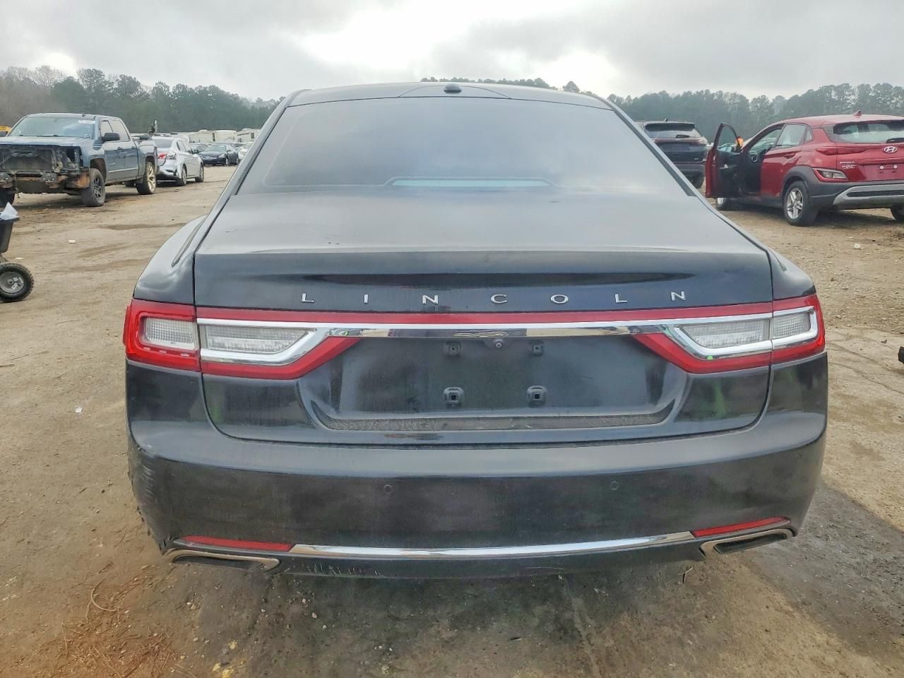 2017 Lincoln Continental Select