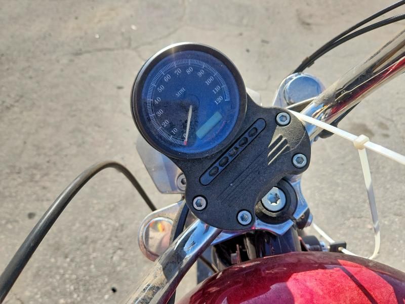 2012 Harley-Davidson XL883 Superlow