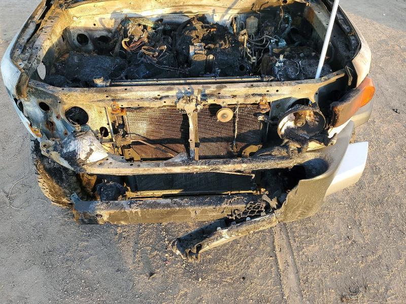 2013 Toyota Fj Cruiser Base