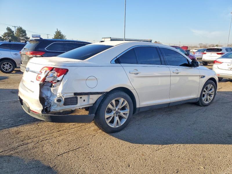 2012 Ford Taurus sel