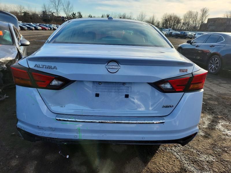 2023 Nissan Altima sr