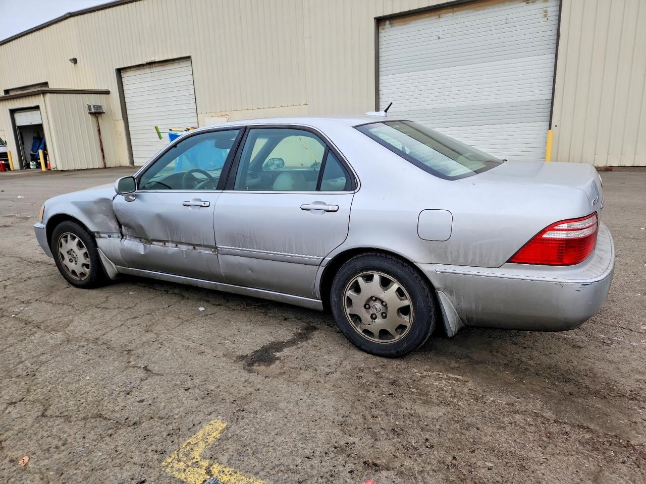 2004 Acura 3.5rl