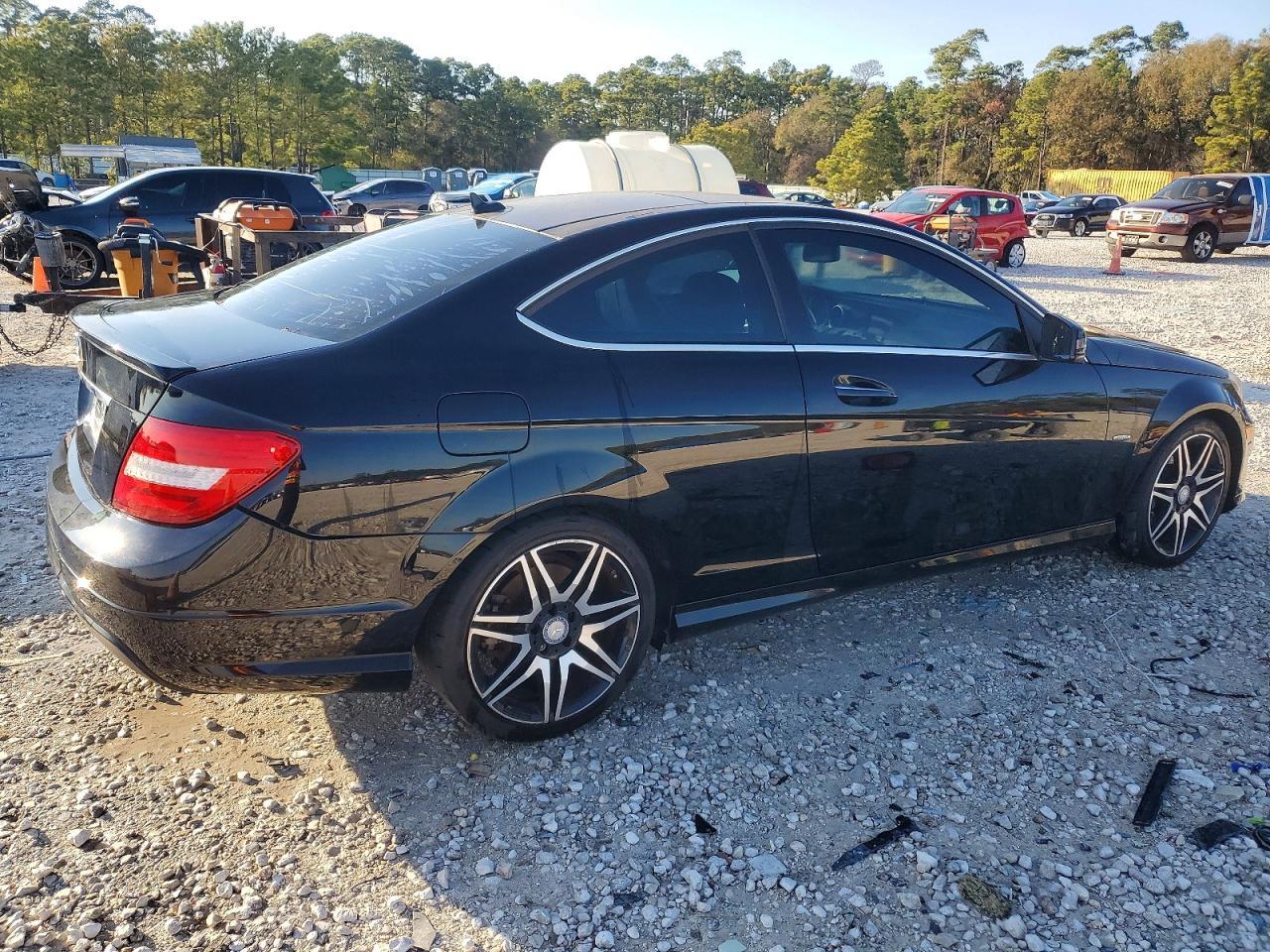 2014 Mercedes-Benz C 250