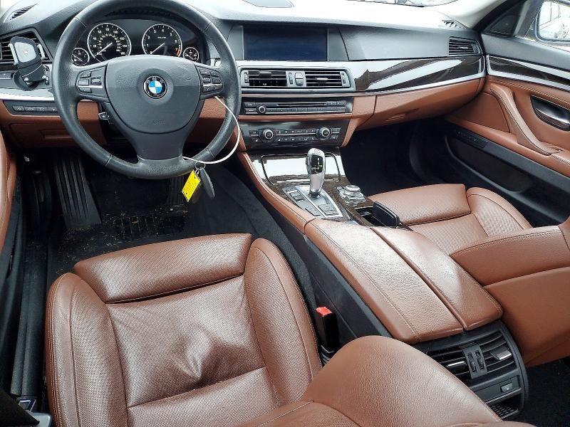 2013 BMW 528 i