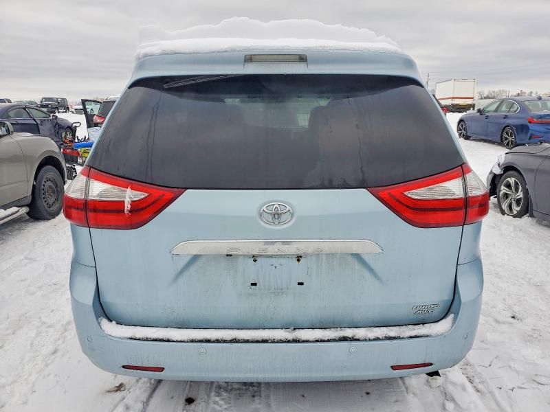 2015 Toyota Sienna xle