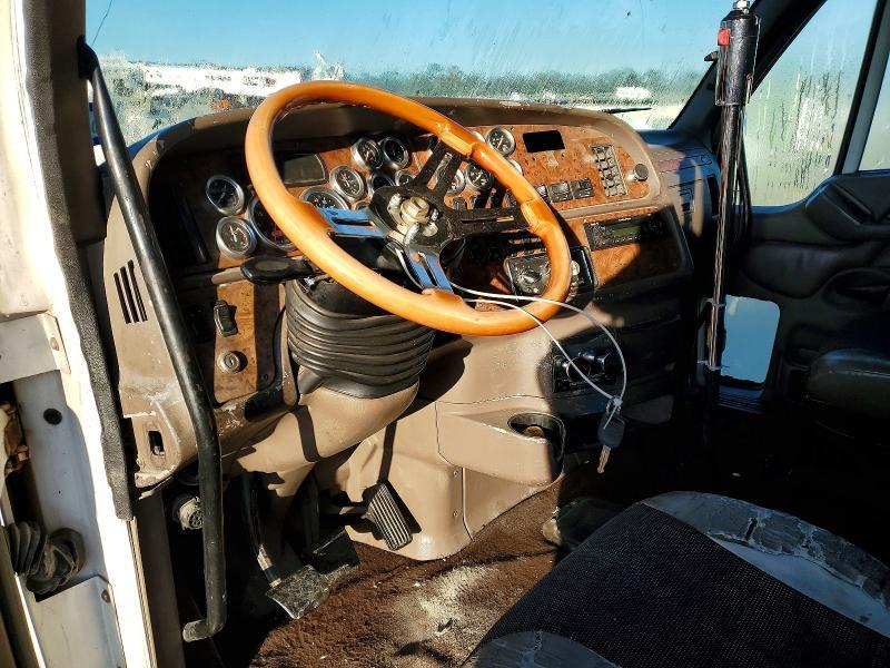 2007 Peterbilt 387 Semi Truck
