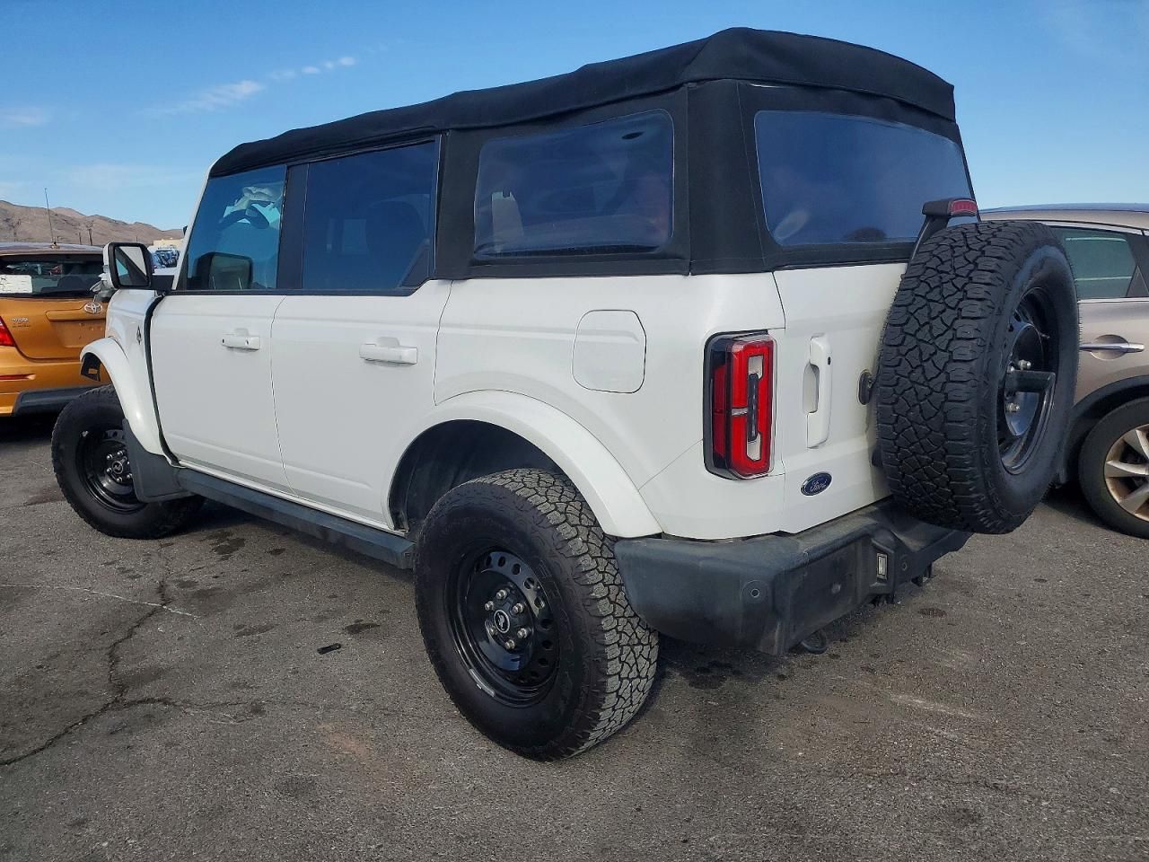 2022 Ford Bronco Base