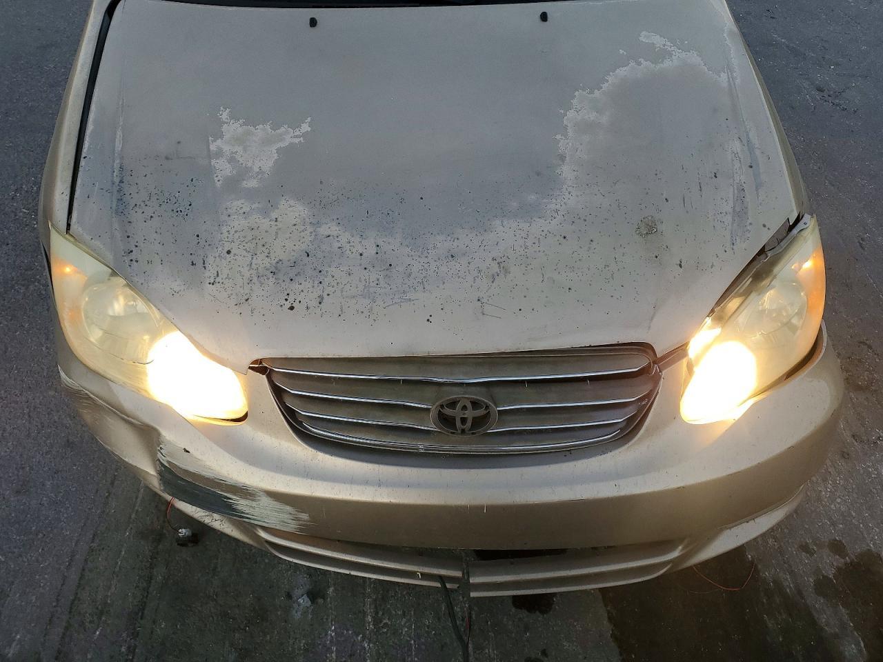 2004 Toyota Corolla ce