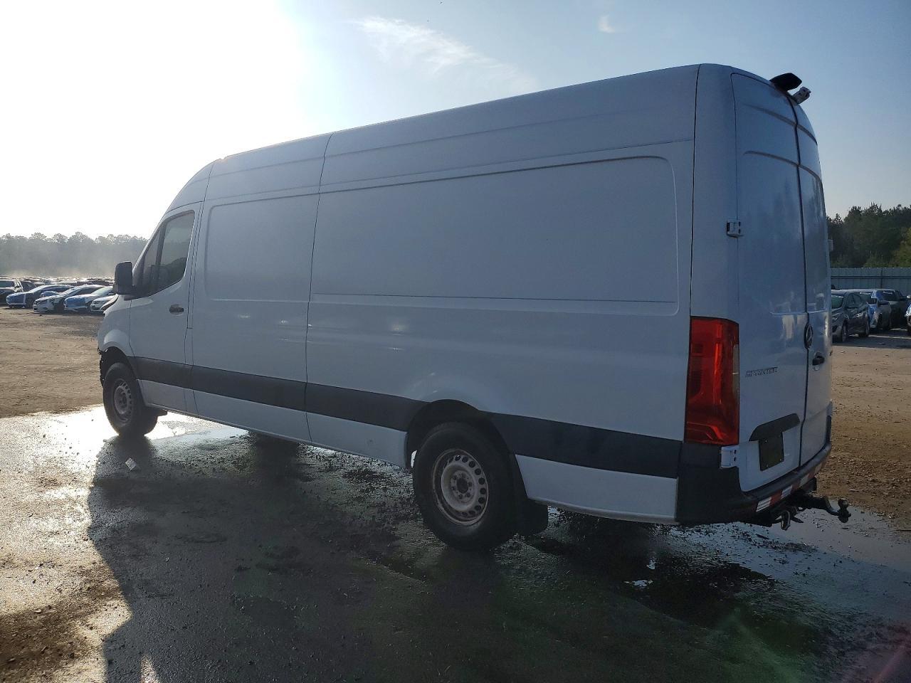 2020 Mercedes-Benz 2020 Mercedes Benz Sprinter 2500 Delivery van