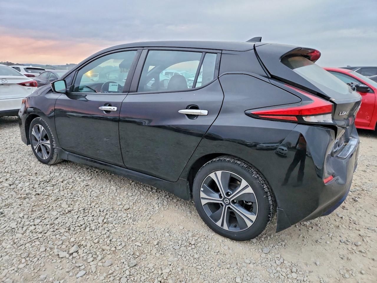 2020 Nissan Leaf sv