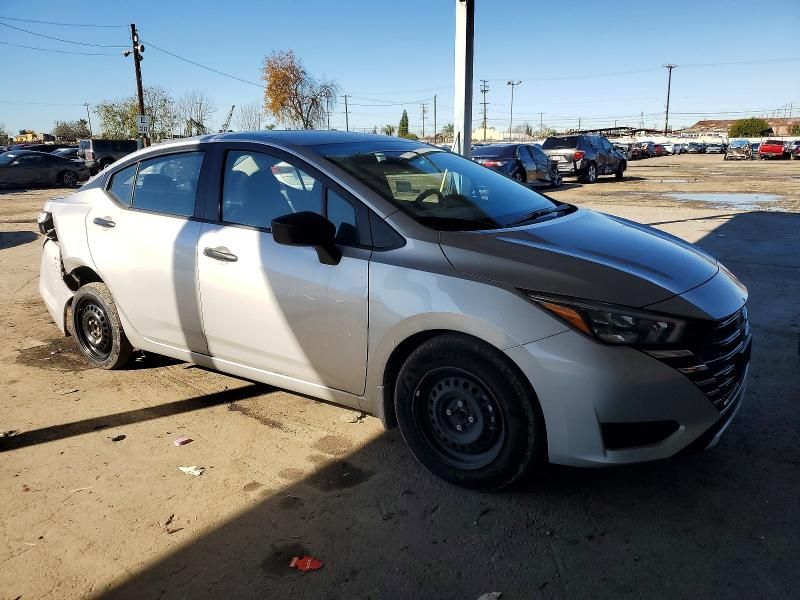 2025 Nissan Versa s