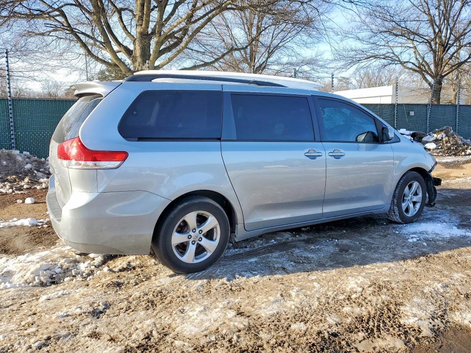 2014 Toyota Sienna