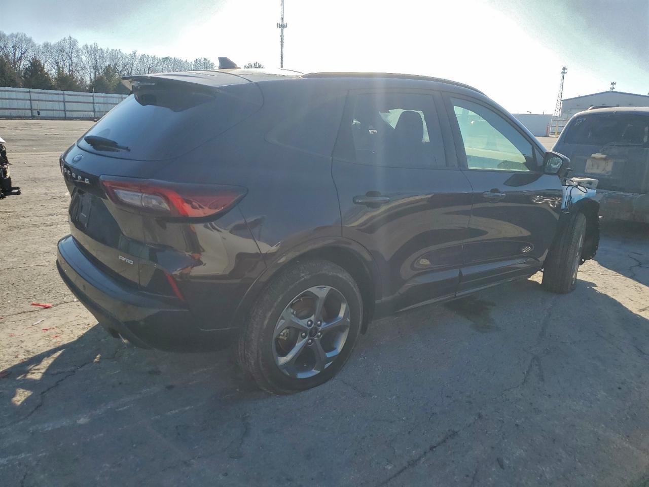 2023 Ford Escape st Line