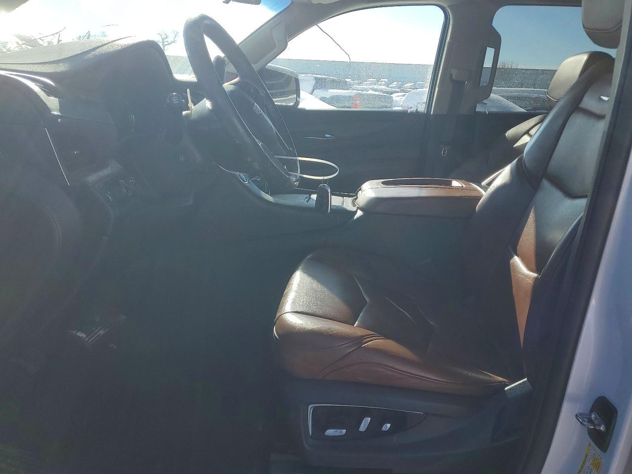 2018 Cadillac Escalade Luxury