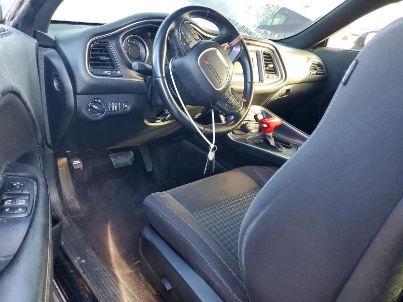 2017 Dodge Challenger sxt