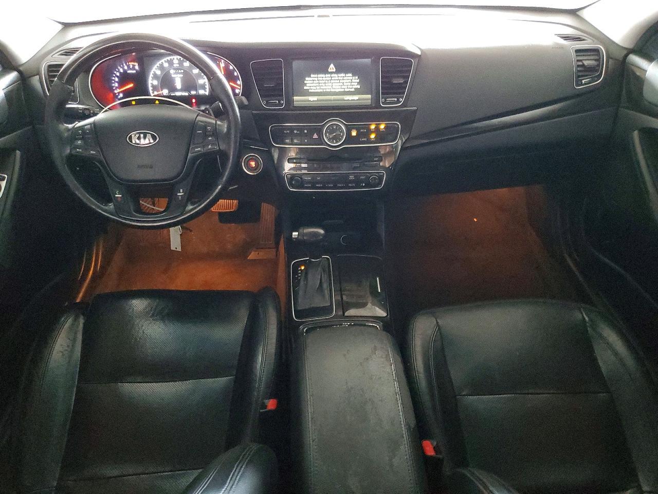 2014 KIA Cadenza Premium