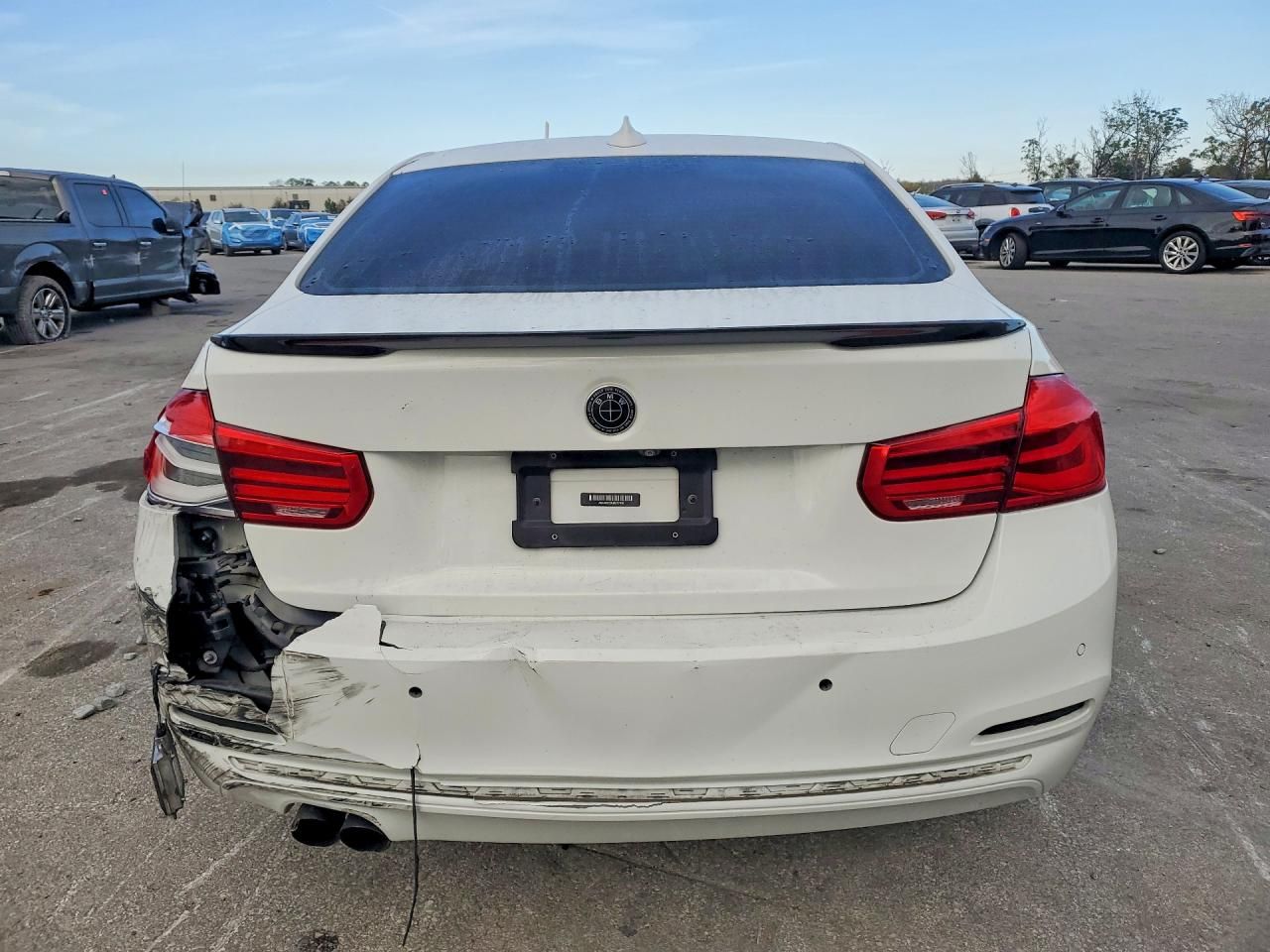 2018 BMW 330 i
