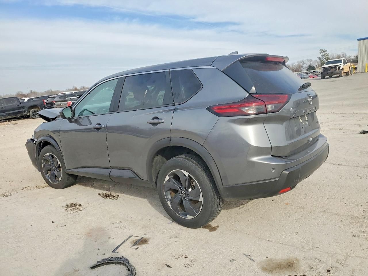 2024 Nissan Rogue sv