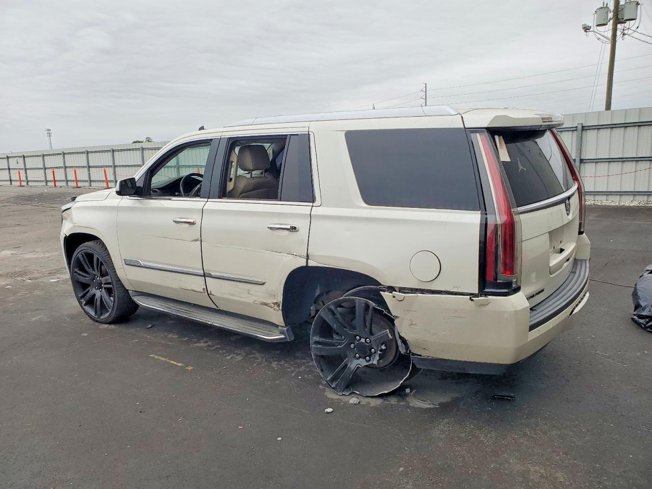2015 Cadillac Escalade Luxury