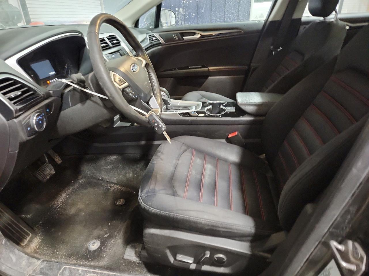 2015 Ford Fusion se