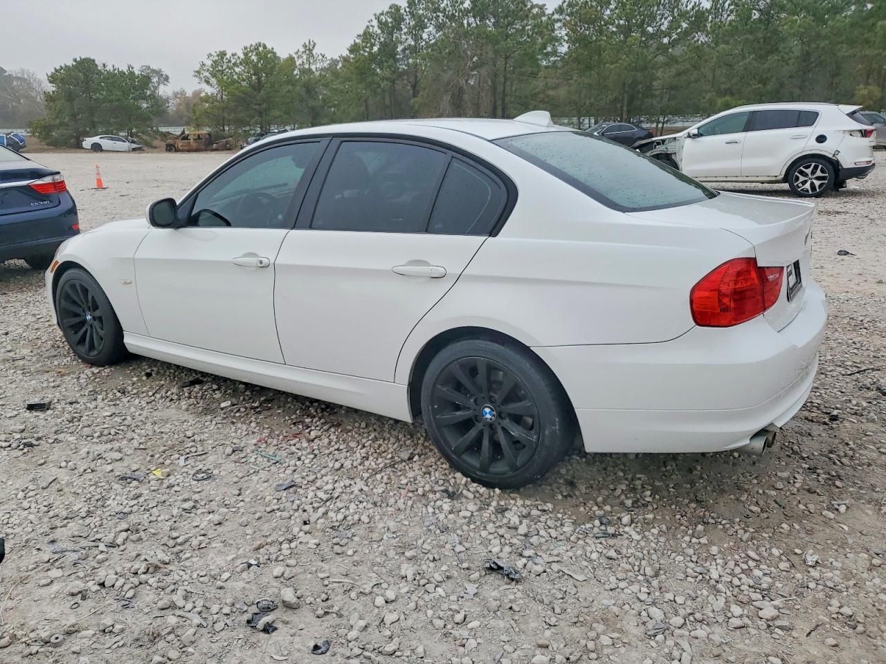 2011 BMW 328 i