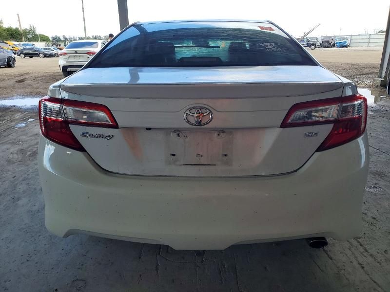 2014 Toyota Camry l