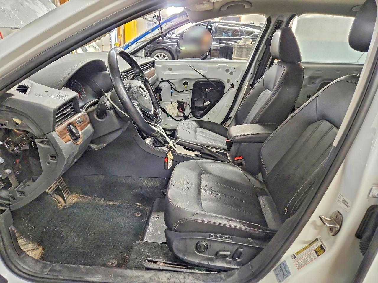 2020 Volkswagen Passat sel