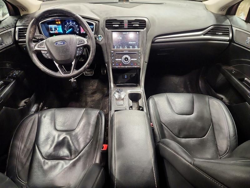 2018 Ford Fusion Titanium/platinum