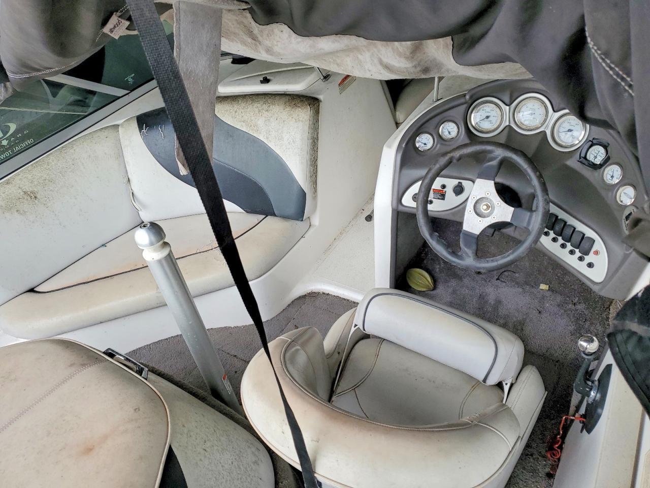 2007 Moom BA Outback Boat
