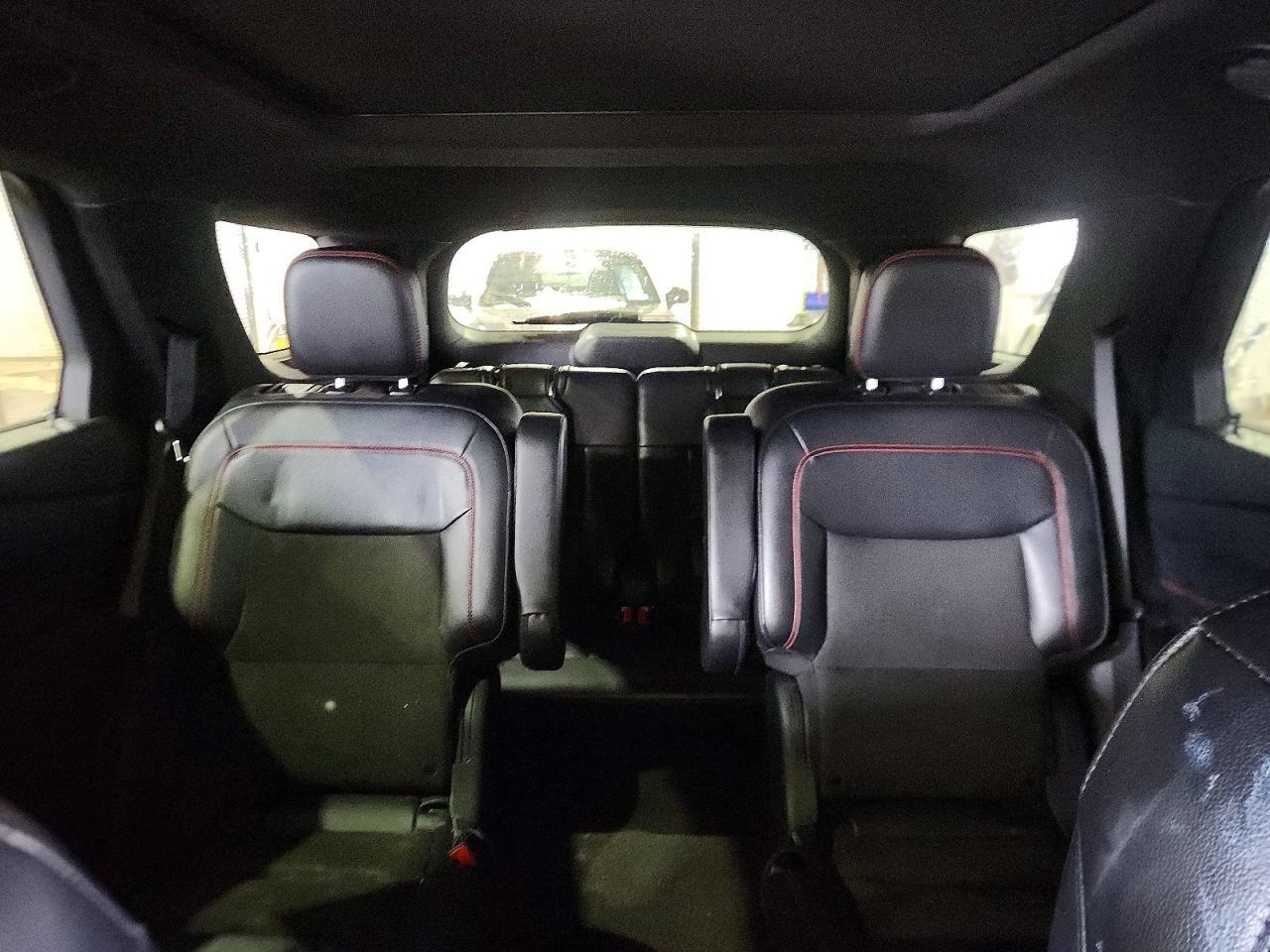 2022 Ford Explorer St-line