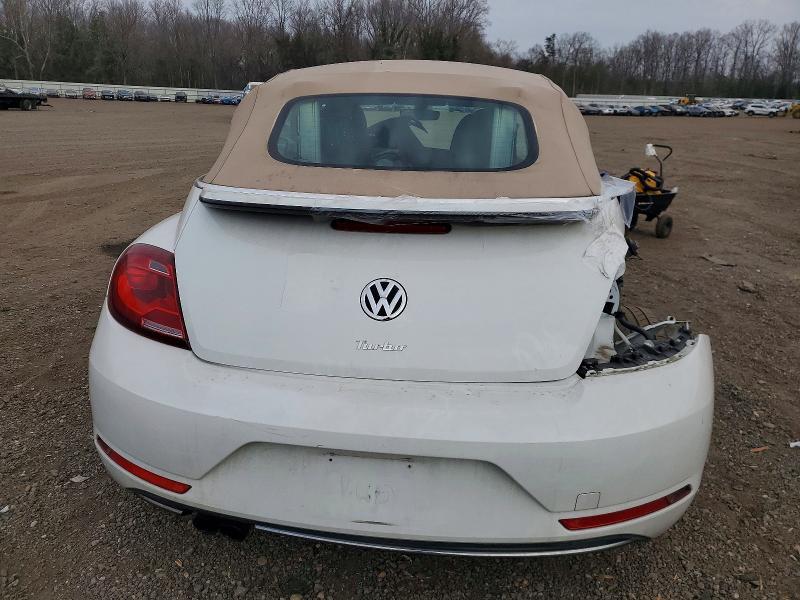 2018 Volkswagen Beetle s