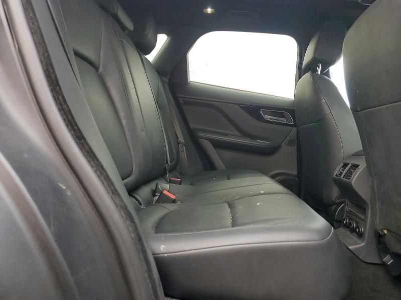 2019 Jaguar F-pace Premium