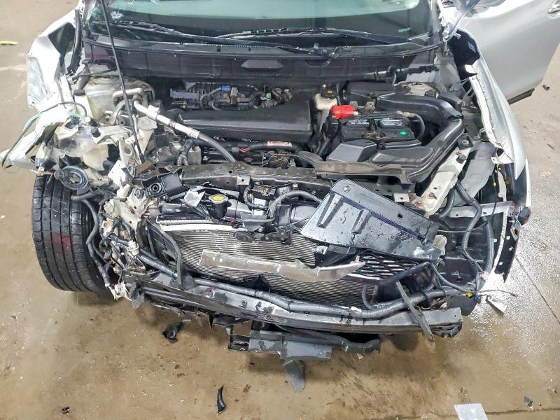 2014 Nissan Rogue sv