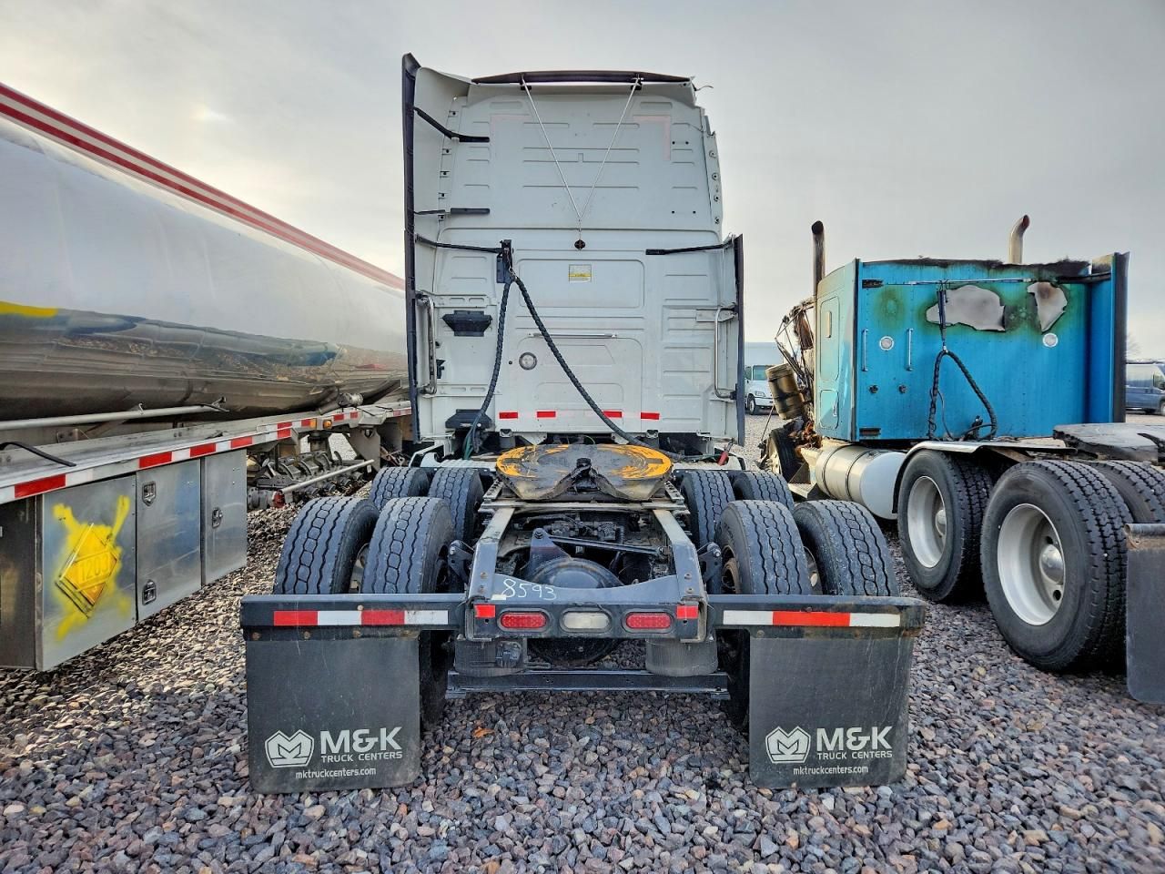 2021 Volvo VNL Semi Truck