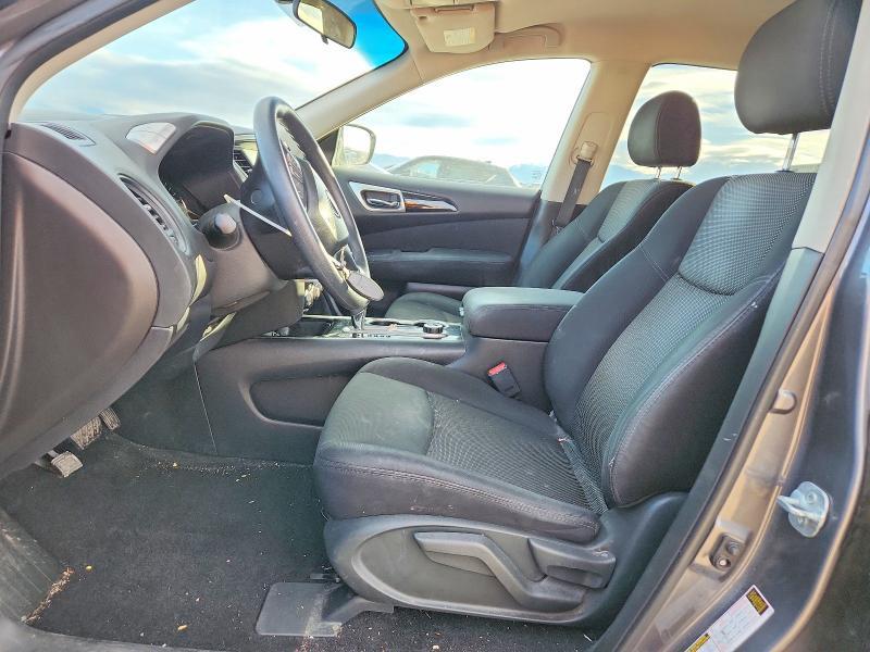 2017 Nissan Pathfinder s