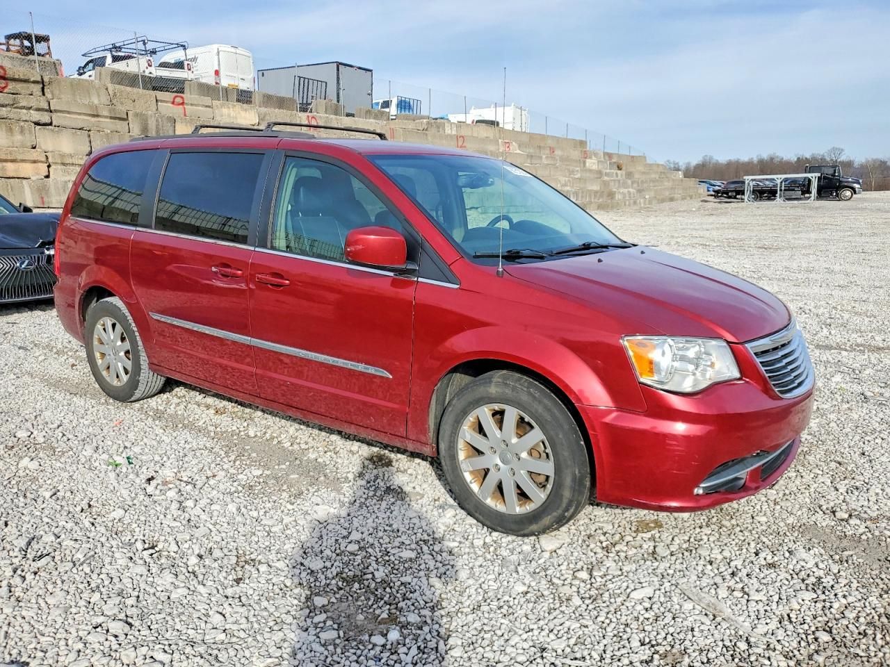 2016 Chrysler Town & Country Touring