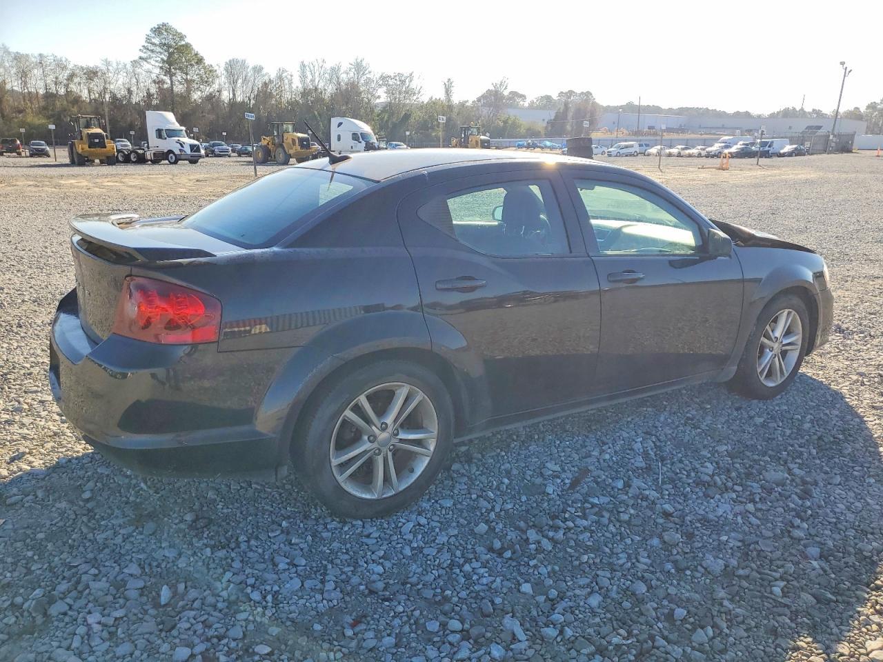 2014 Dodge Avenger se