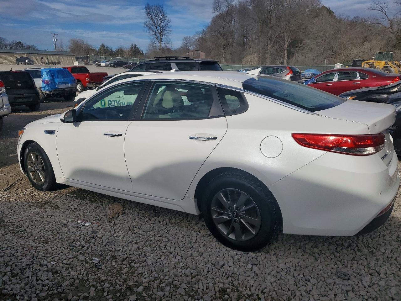 2017 KIA Optima lx