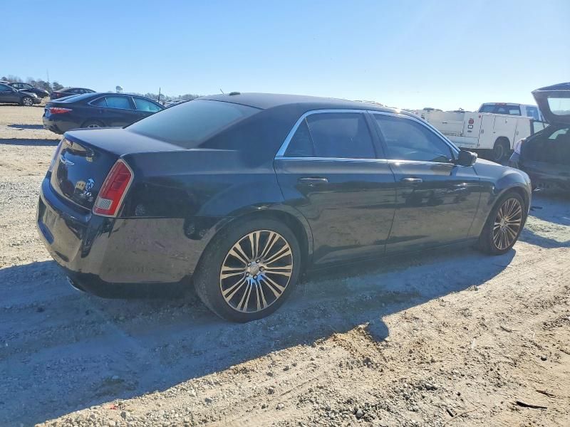 2012 Chrysler 300 s