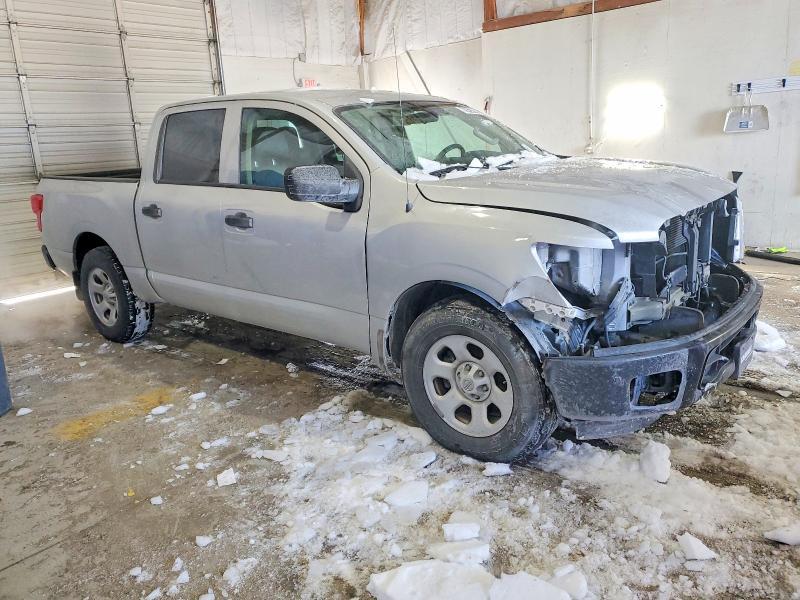 2017 Nissan Titan S