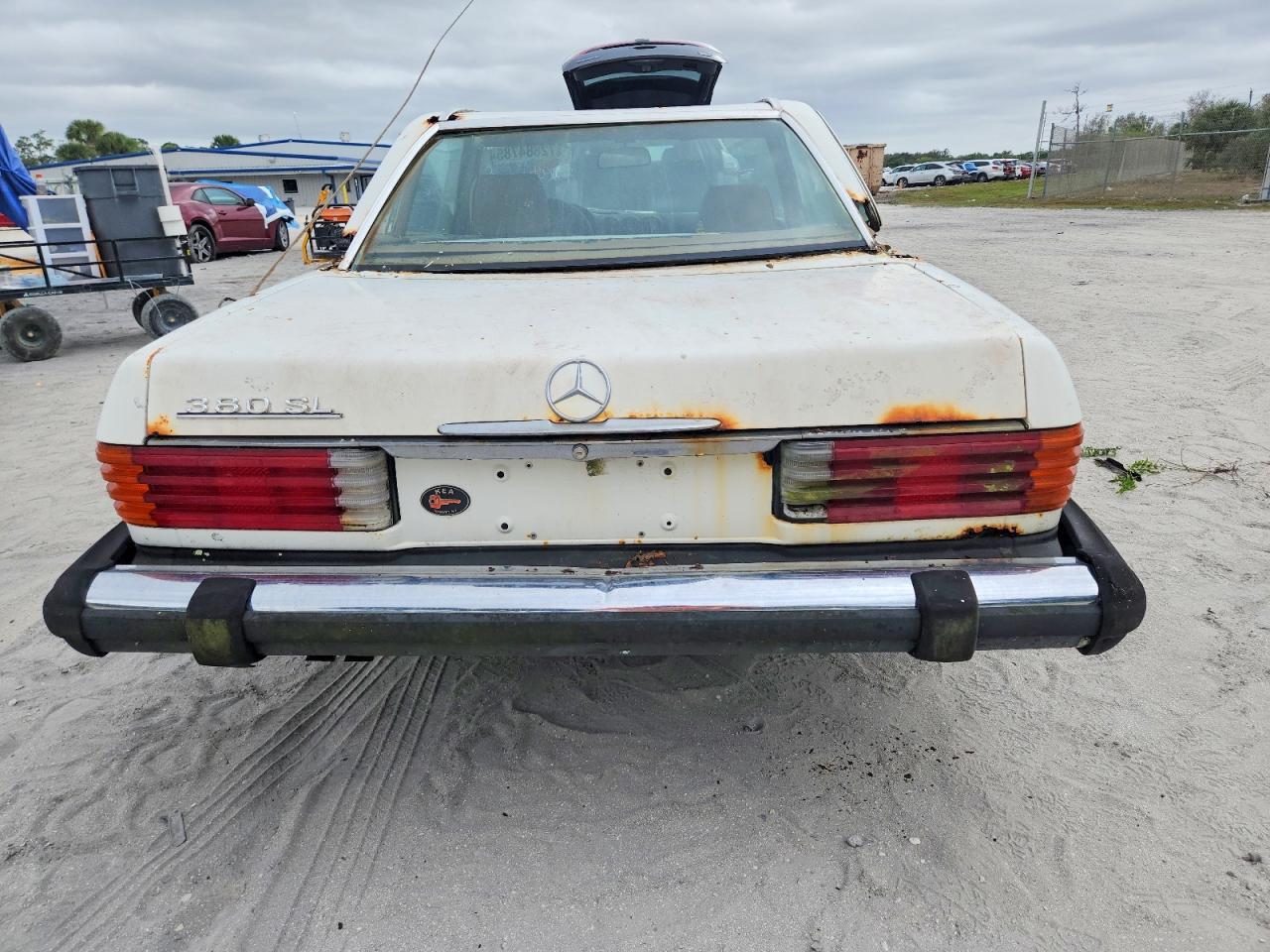 1984 Mercedes-Benz 380 sl
