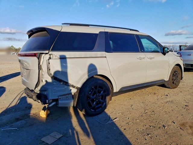 2026 KIA Carnival sx