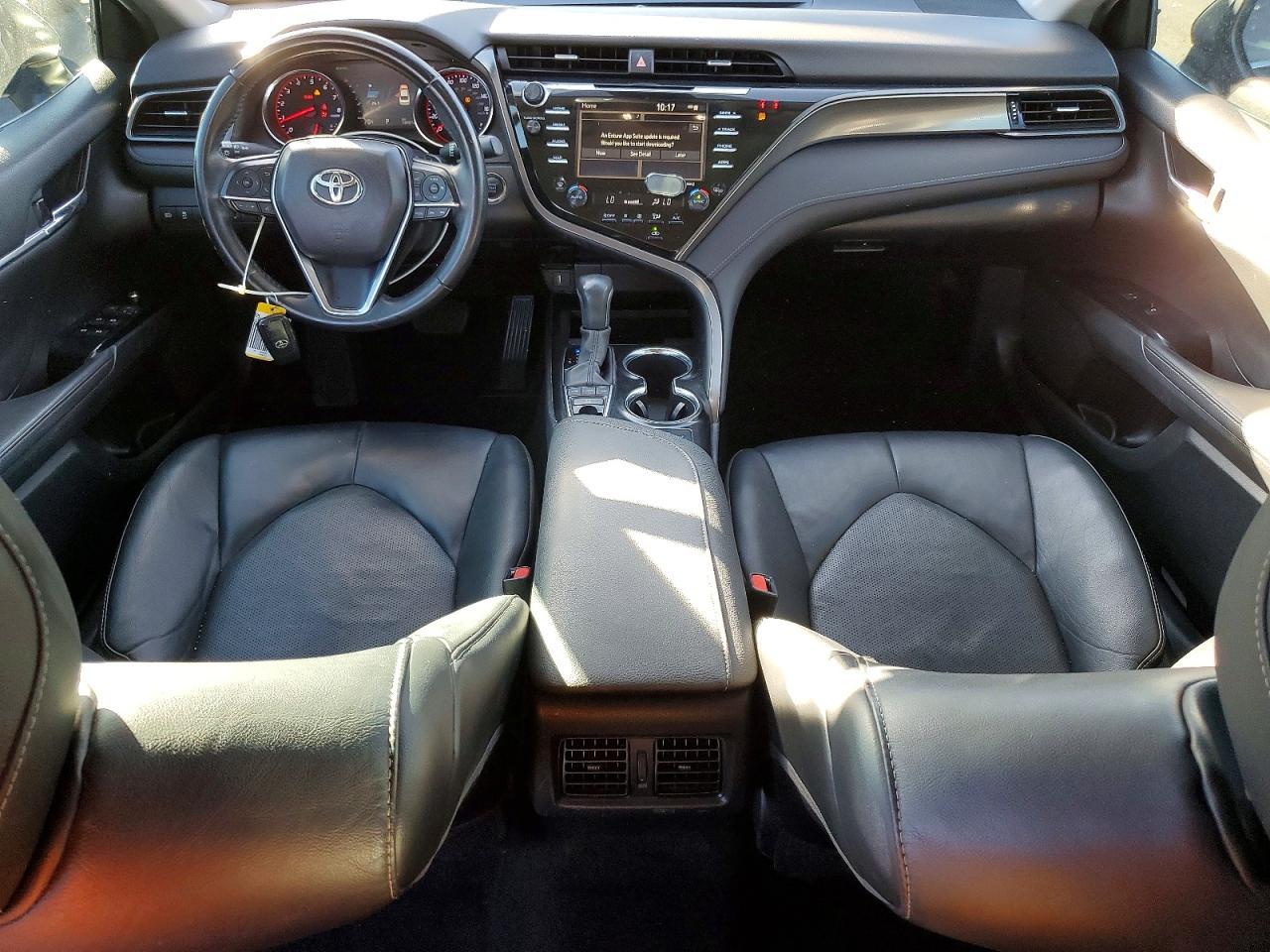 2020 Toyota Camry xse