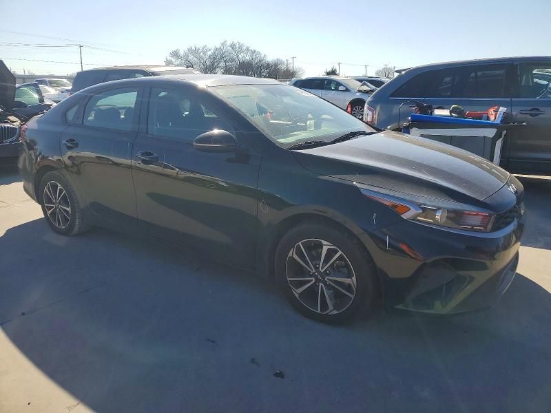 2022 KIA Forte fe