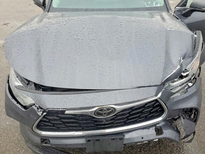 2020 Toyota Highlander Platinum