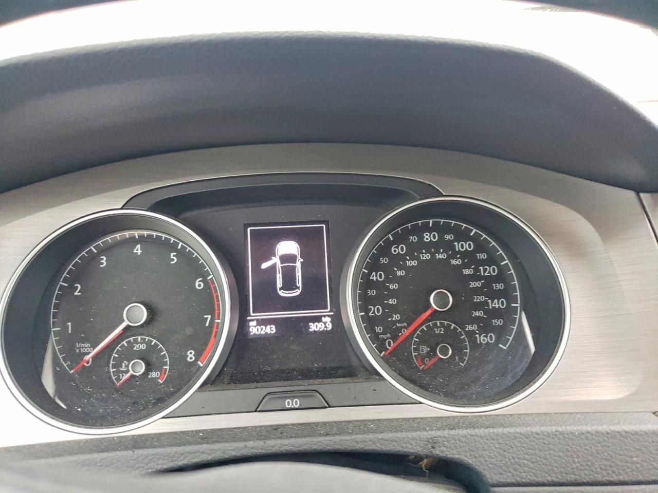 2016 Volkswagen Golf Base / s