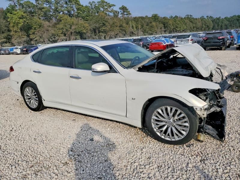 2015 Infiniti Q70 3.7