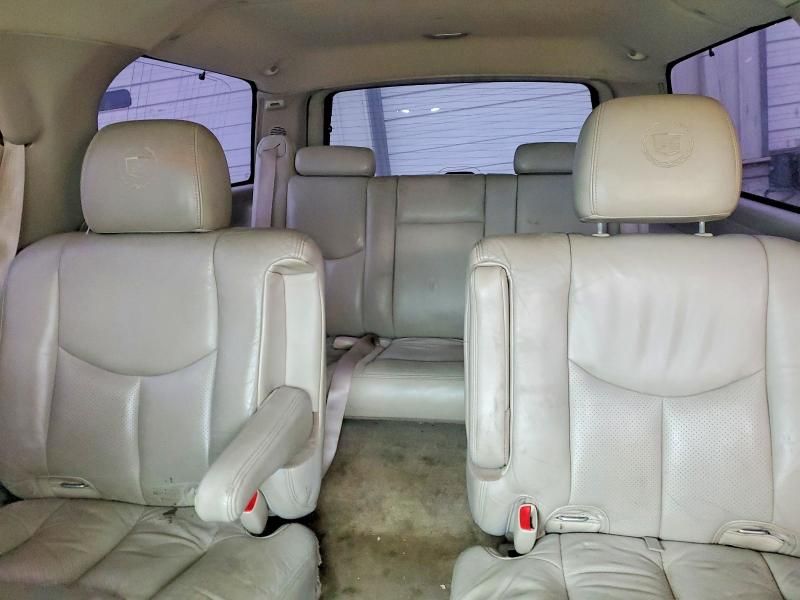 2004 Cadillac Escalade esv