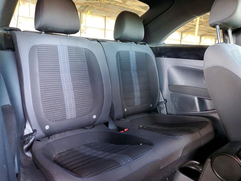 2013 Volkswagen Beetle Turbo